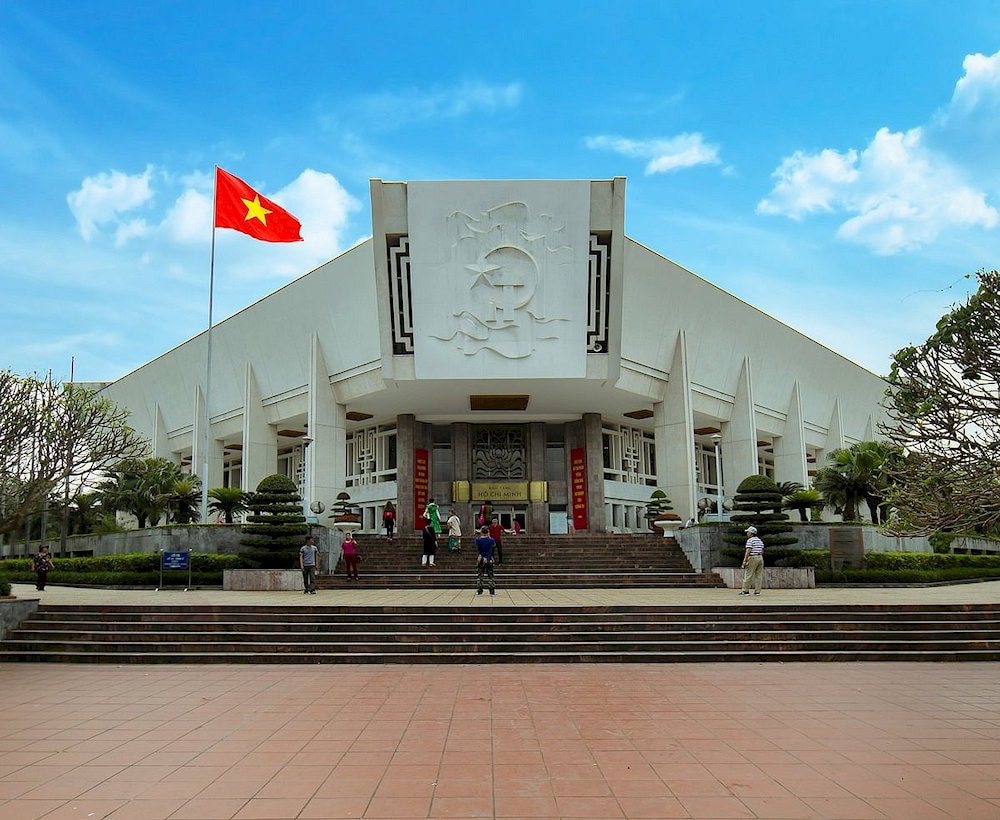 Ho Chi Minh Museum Hanoi is located near Ho Chi Minh Mausoleum 